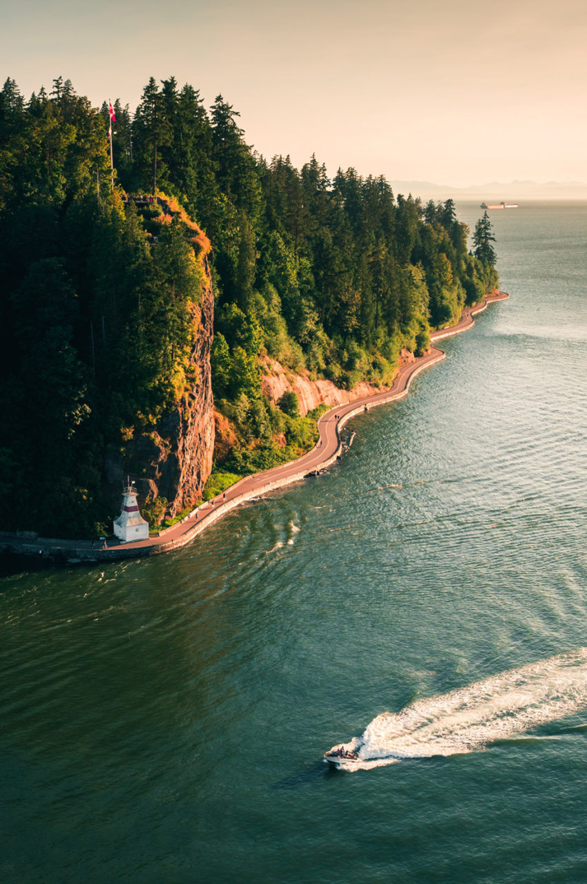 https://snfconsulting.ca/wp-content/uploads/2021/09/luc-tribolet-980x1470-unsplash-850x1280.jpg